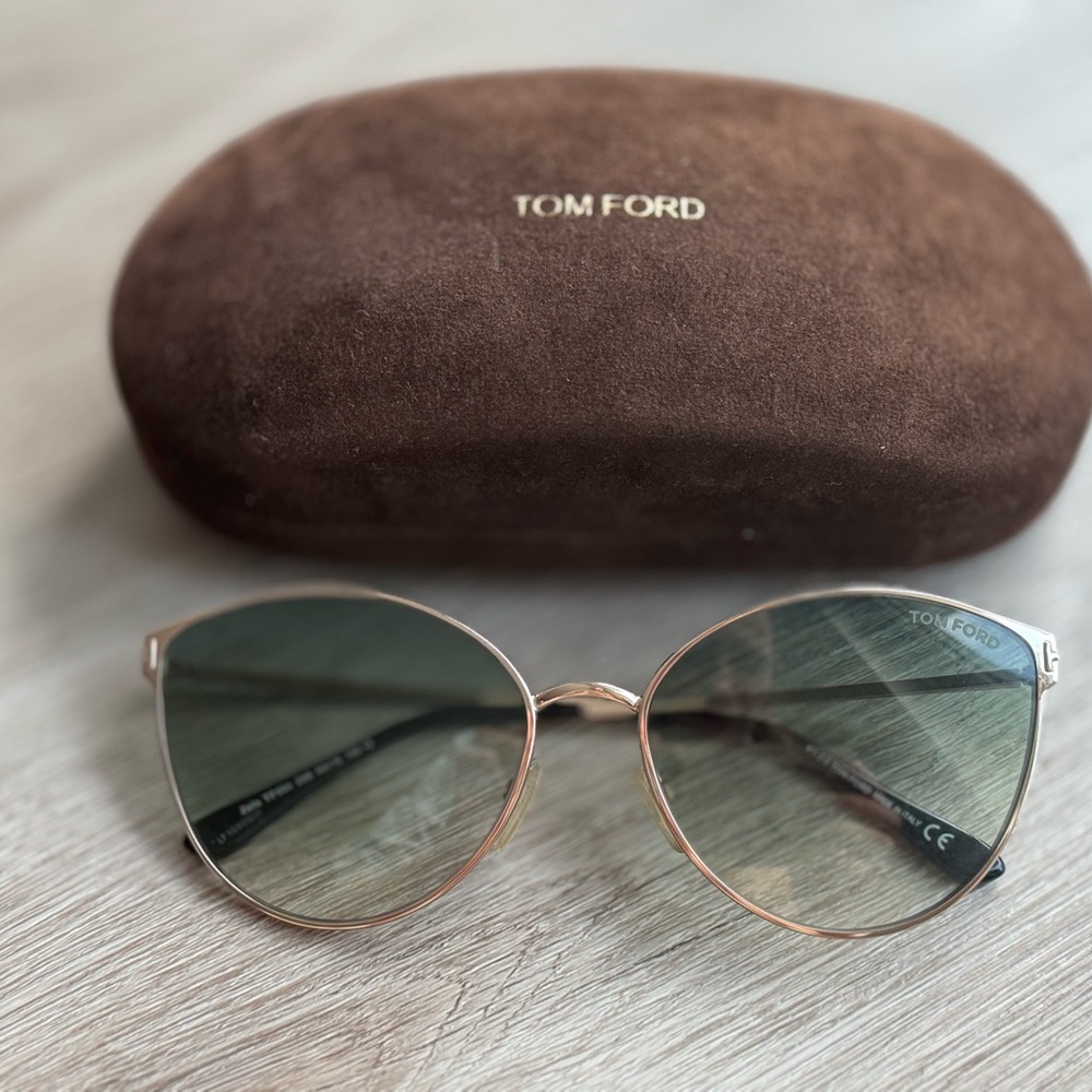 Tom Ford Sunglasses zeila TF654